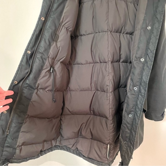 Aritzia Black Hooded Parka - Picture 11 of 11